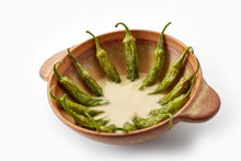 Cargar imagen en el visor de la galería, Pack de Salsa de Oliva Verde Líquida by Caviaroli - Caja Tres Variedades - 500 ml